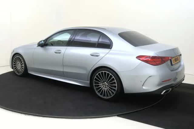 Mercedes-Benz C-Klasse (2021) thumbnail 3