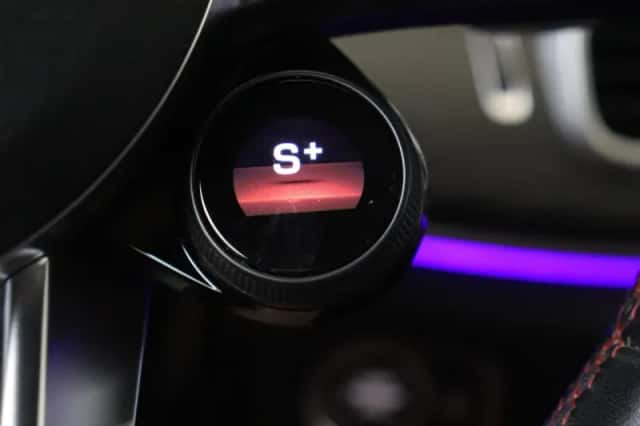 Mercedes-Benz GLE (2021) thumbnail 21