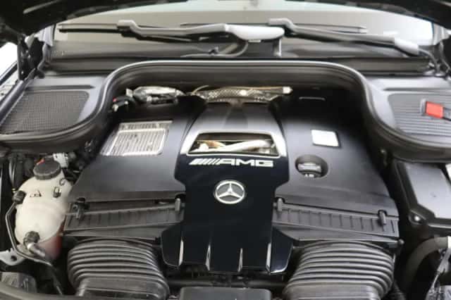 Mercedes-Benz GLE (2022) thumbnail 5