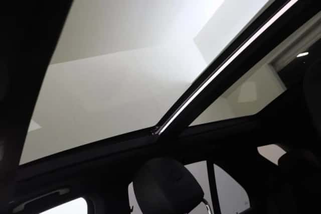Mercedes-Benz GLE (2020) thumbnail 29