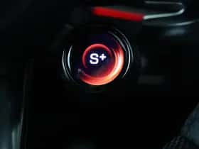 Mercedes-Benz GLE thumbnail 24