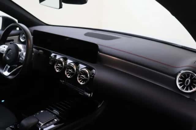 Mercedes-Benz CLA-Klasse (2020) thumbnail 4