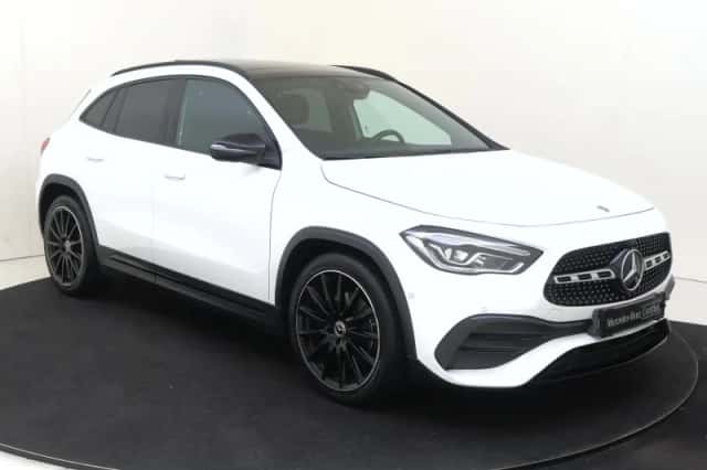 Mercedes-Benz GLA (2020) thumbnail 2