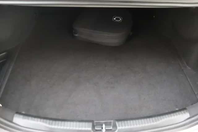 Mercedes-Benz C-Klasse (2024) thumbnail 30