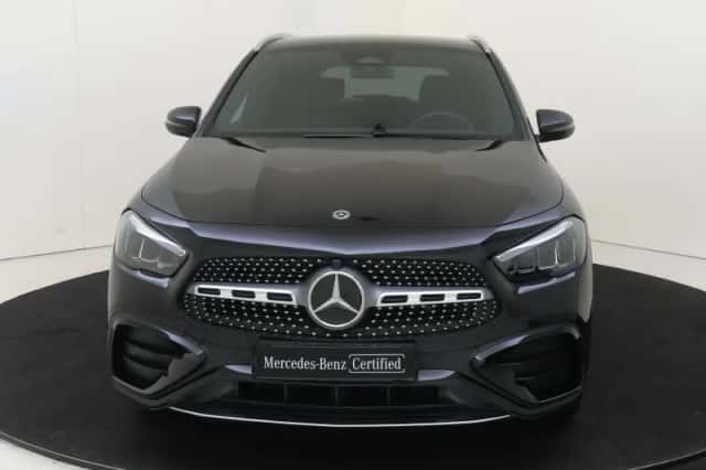 Mercedes-Benz GLA (2024) thumbnail 6