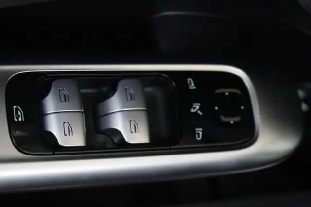 Mercedes-Benz C-Klasse (2025) thumbnail 24