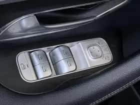 Mercedes-Benz GLE thumbnail 30