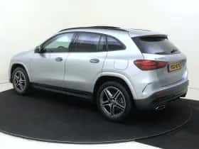Mercedes-Benz GLA thumbnail 6