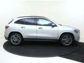 Mercedes-Benz GLA thumbnail 10