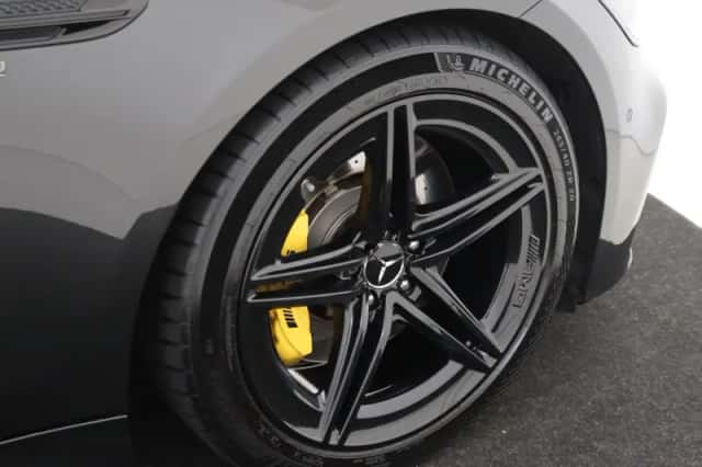 Mercedes-AMG GT (2021) thumbnail 7