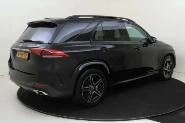 Mercedes-Benz GLE (2022) thumbnail 2