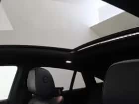 Mercedes-Benz GLE (2021) thumbnail 32