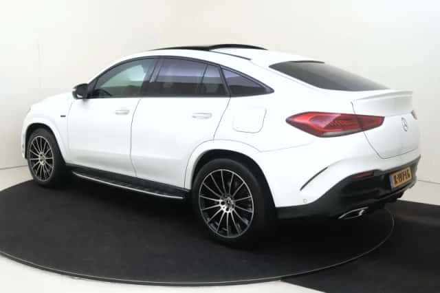Mercedes-Benz GLE (2021) thumbnail 6