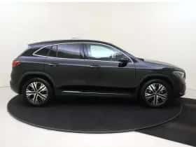 Mercedes-Benz GLA thumbnail 11