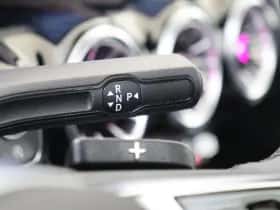 Mercedes-Benz GLA thumbnail 18