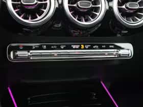 Mercedes-Benz GLA thumbnail 23
