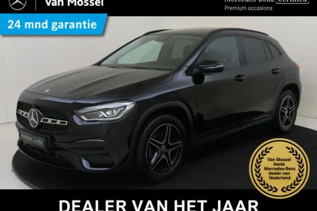 Mercedes-Benz GLA (2022) thumbnail 1