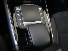 Mercedes-Benz GLA thumbnail 23
