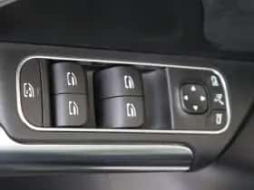 Mercedes-Benz GLA thumbnail 28
