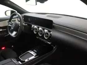 Mercedes-Benz CLA-Klasse thumbnail 3