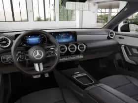 Mercedes-Benz CLA-Klasse thumbnail 12