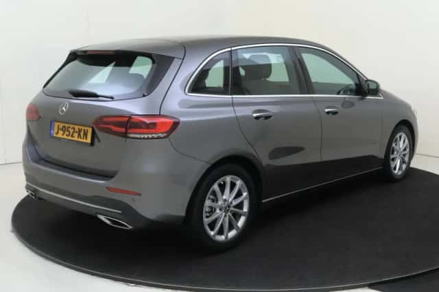 Mercedes-Benz B-Klasse (2020) thumbnail 2