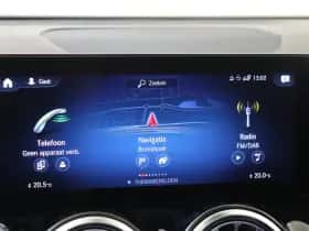Mercedes-Benz EQB (2024) thumbnail 16
