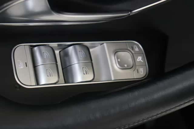 Mercedes-Benz GLE (2020) thumbnail 36