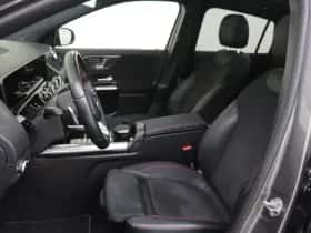 Mercedes-Benz GLA thumbnail 3