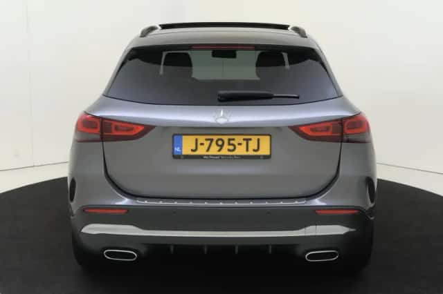 Mercedes-Benz GLA (2020) thumbnail 8