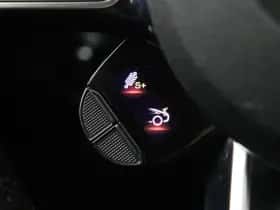 Mercedes-AMG GT thumbnail 23