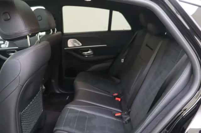 Mercedes-Benz GLE (2023) thumbnail 12