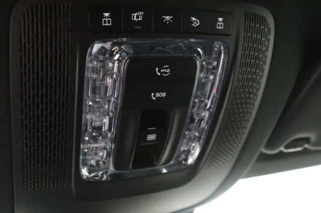 Mercedes-Benz GLE (2023) thumbnail 27