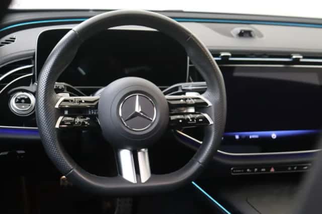 Mercedes-Benz E-Klasse (2024) thumbnail 3