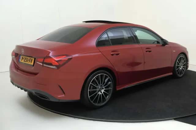 Mercedes-Benz A-Klasse (2021) thumbnail 2