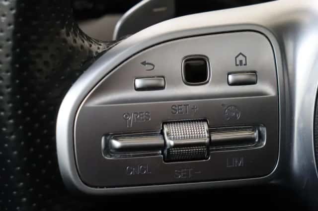 Mercedes-Benz A-Klasse (2021) thumbnail 18