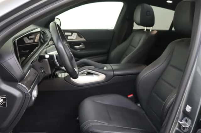 Mercedes-Benz GLE (2023) thumbnail 3