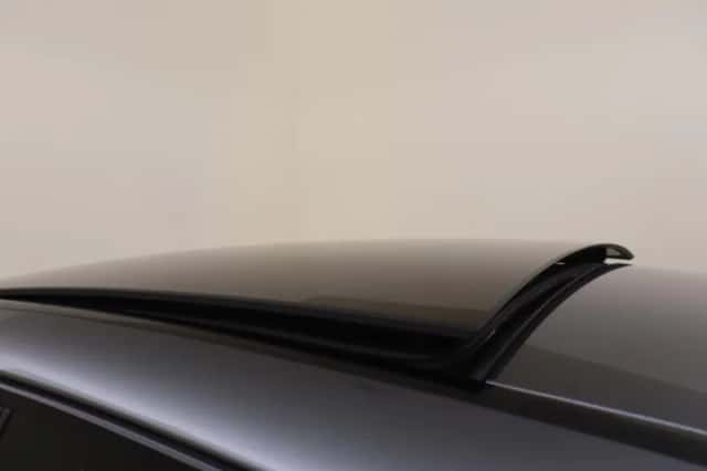 Mercedes-Benz GLE (2023) thumbnail 30