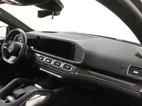Mercedes-Benz GLE (2023) thumbnail 4