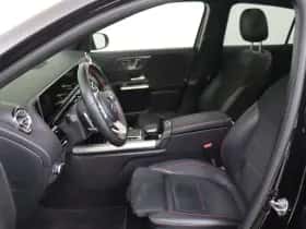 Mercedes-Benz GLA thumbnail 3