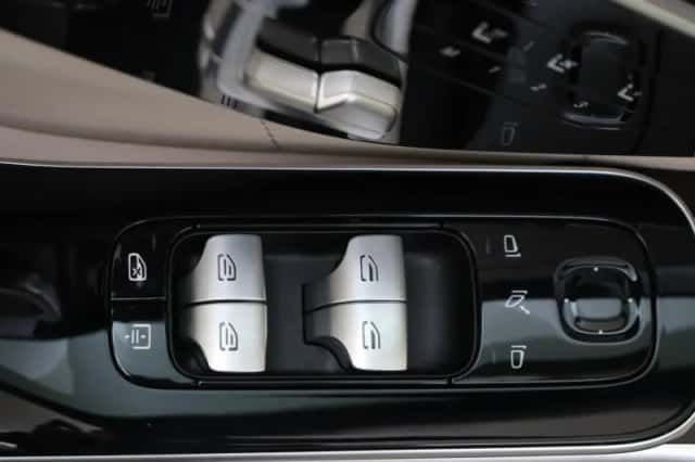 Mercedes-Benz S-Klasse (2024) thumbnail 30