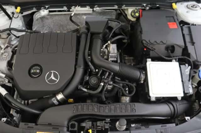 Mercedes-Benz A-Klasse (2020) thumbnail 3