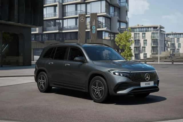 Mercedes-Benz EQB (2024) thumbnail 5