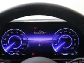 Mercedes-Benz EQE thumbnail 14