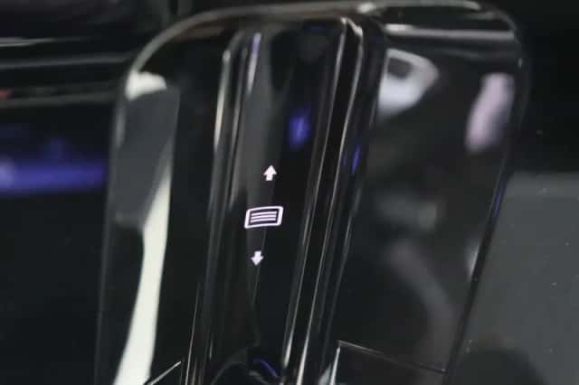Mercedes-Benz EQE (2025) thumbnail 26