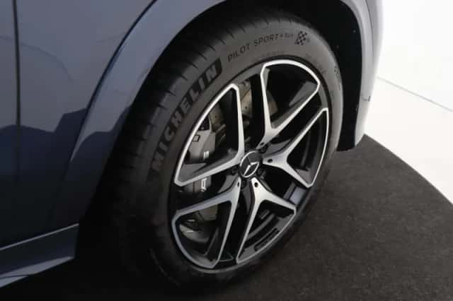 Mercedes-Benz GLE (2025) thumbnail 11