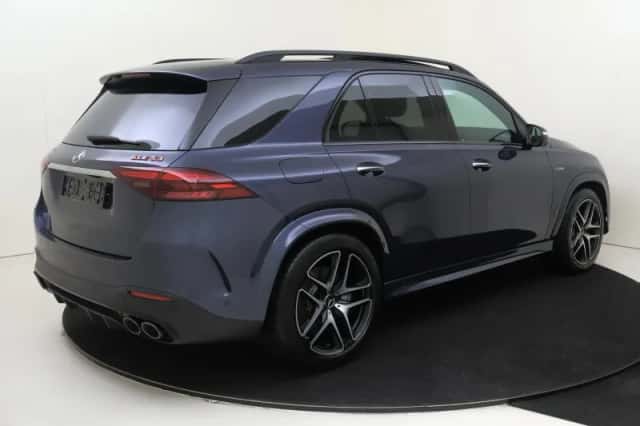 Mercedes-Benz GLE (2025) thumbnail 4