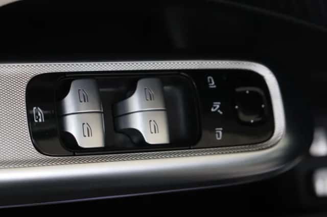 Mercedes-Benz E-Klasse (2024) thumbnail 28