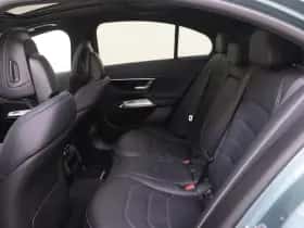 Mercedes-Benz E-Klasse thumbnail 12