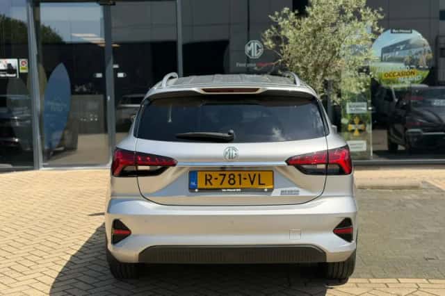 MG MG5 (2022) thumbnail 7